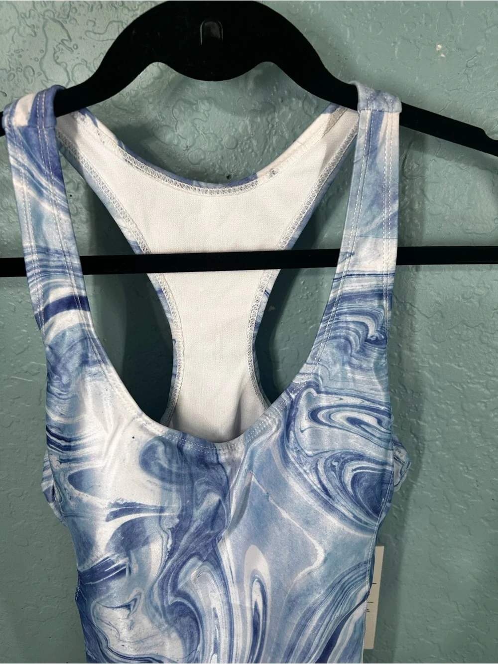 NWT Nicole Miller Studio Blue Tropic Swirl Print Racerback One Piece Swimsuit M